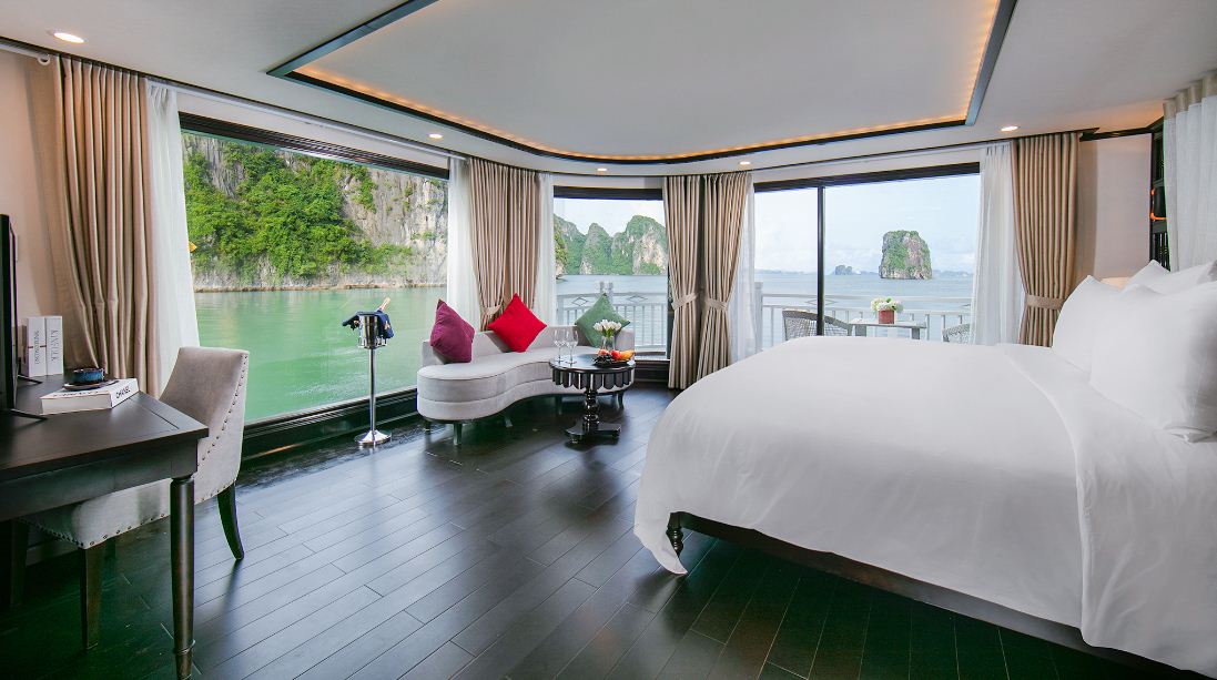 Royal-suite-cabin-hermes-cruise-halong-bay